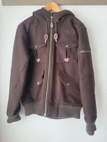 THE NORTH FACE 후드티