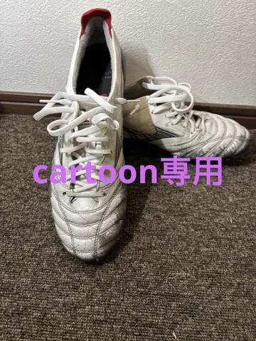 미즈노 축구화 화이트/레드