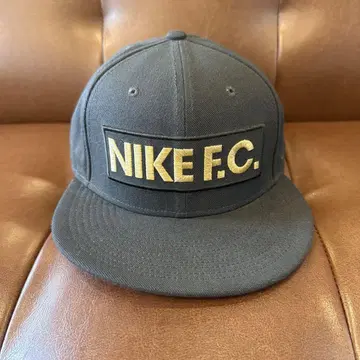 Nike F.C. 블랙 플랫빌 캡