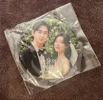 눈물의 여왕 일본 팝업 캡슐 트레이 캔뱃지