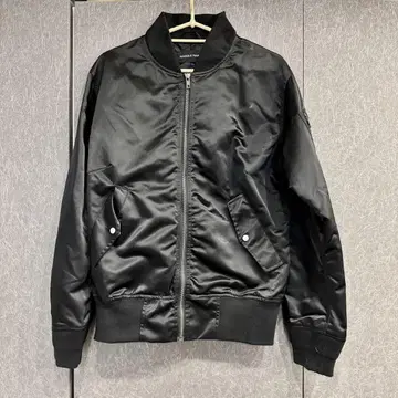 피지크 프레임 PHYSIQUE FRAME 아우터
