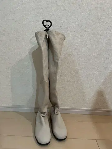 화이트 가죽 니하이 부츠 힐 3cm