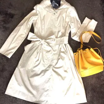 언타이틀 트렌치코트