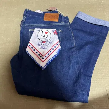 Lee 슬림 테이퍼트 데님 반다나 포함