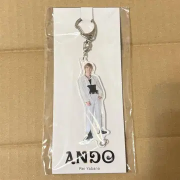 [ 미개봉 새상품 ] B&ZAI 야바나 레이 아크릴 키링 ANDO
