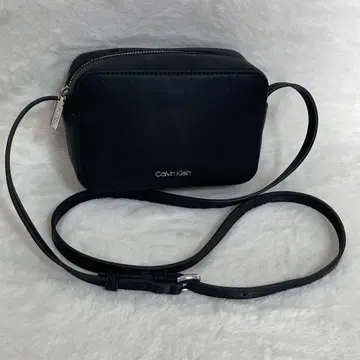 컨디션 최상 캘빈클라인 CALVIN KLEIN 숄더백