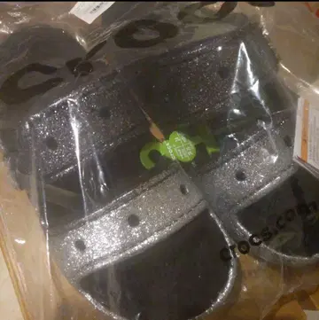 [Crocs] 클래식 코지 글리터 샌들 207446