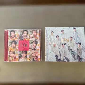 타임리스 FAM CD 2장, 하나는 DVD 포함