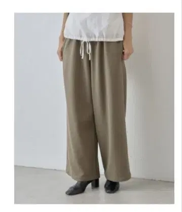 비어즐리 팬츠 카키