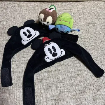 미키마우스 머리띠 2개와 칩 봉제 인형