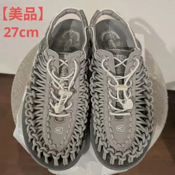 새상품급 KEEN 유니크 27cm 그레이 스포츠 샌들