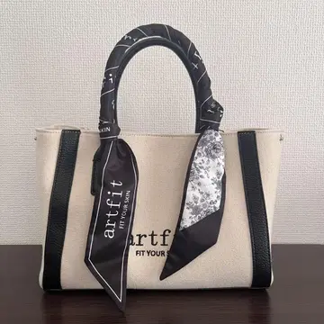 [ 미사용 새상품 ] artfit 캠퍼스 미니 토트백