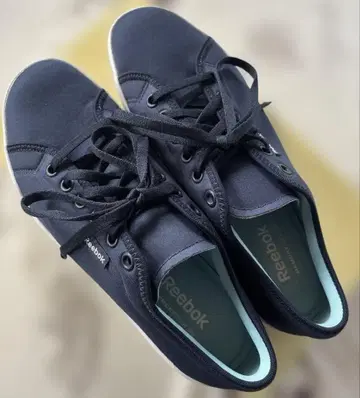 리복 Reebok 스니커즈 24.5cm