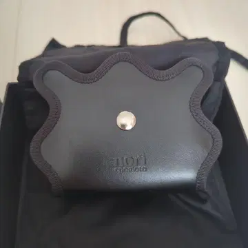 nori enomoto 3단 폴더형 지갑 블랙