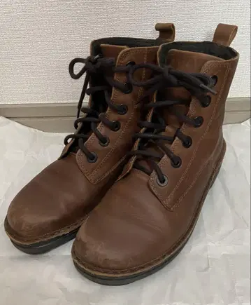 NAOT CLAUDIA Saddle Brown 37