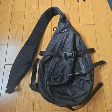 파타고니아 원 숄더백 올드 파타고니아 블랙