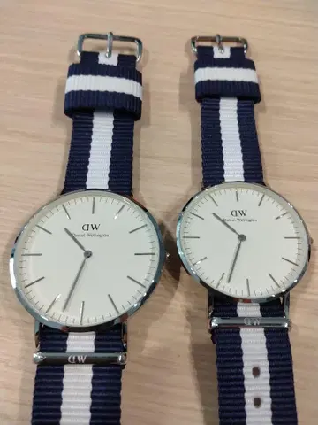 새상품급 작동품 Daniel Wellington 페어 워치