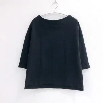 [ 컨디션 최상 ] 콜라주 개럴개런트 7부 소매 보트넥 티셔츠 블랙