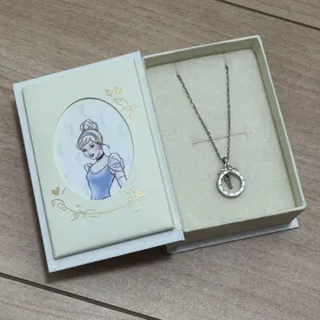 THE KISS 신데렐라 시계 디자인 목걸이