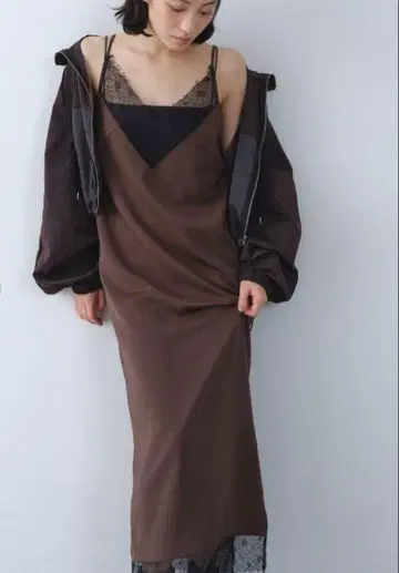 CODE A 코드에이 vintage like lace dress