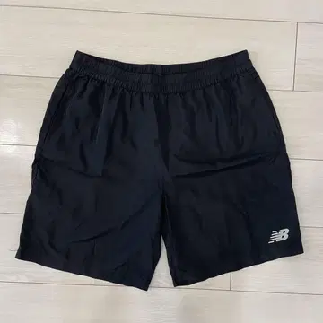 [착용 적음] new balance 하프 팬츠 XL