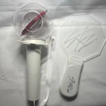 Stray Kids 공식 응원봉 2