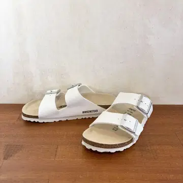 새상품급 버켄스탁 애리조나 24.0cm 화이트