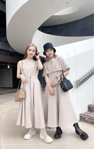 새상품급 jumelle 베이지 셔츠 원피스 반팔