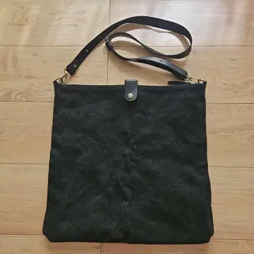 TRAVELER'S FACTORY 블랙 캔버스 숄더백 M