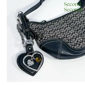 y2k 00s JUICY COUTURE Heart Bag Charm