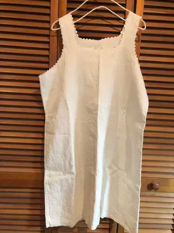 앤티크 린넨 화이트 슬리브리스 튜닉