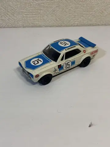 교쇼 닛산 스카이라인 2000GT-R 레이싱 (KPGC10)