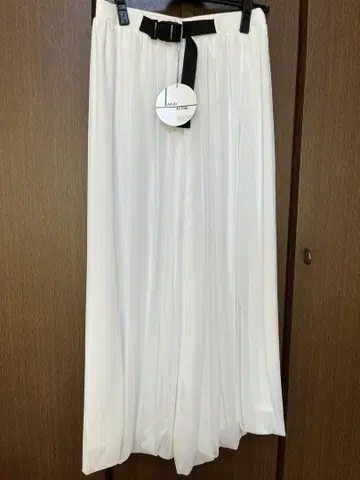 LASUD 화이트 롱 벌룬 스커트 38