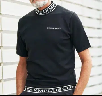 LUXEAKMPLUS 블랙 모크넥