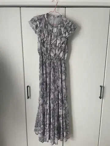 cocodeal 프릴 달린 꽃무늬 맥시 드레스 사이즈 1