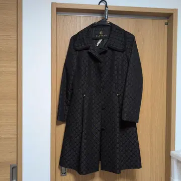 GLATHAS 블랙 패턴 트렌치코트