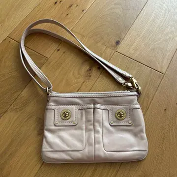 Marc BY MarcJacobs 핑크 가죽 숄더백