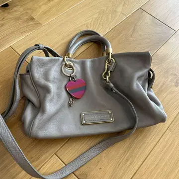 Marc by Marc Jacobs 숄더백 그레이