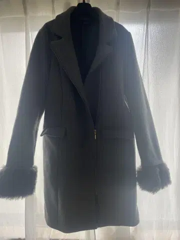 그레이 체스터 코트 퍼 포함