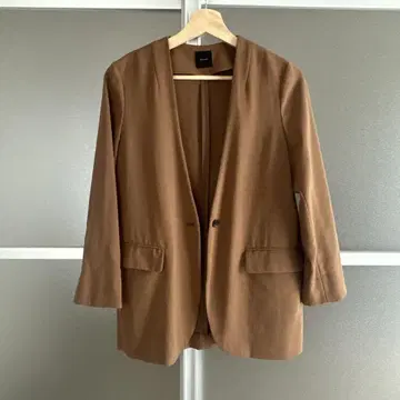 브라운 노카라 자켓