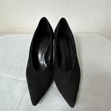 BARNEYS NEW YORK 펌프스 블랙