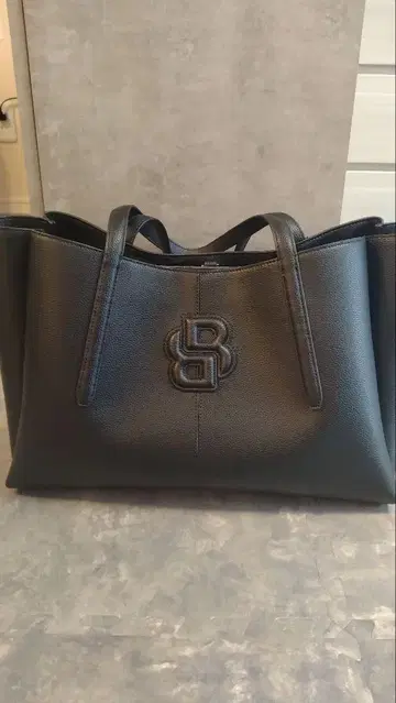 BOSS 보스 블랙 핸드백 로고