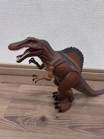 스피노사우루스 피규어 가동식