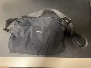 Bellroy Lite Sling 경량 크로스 바디백