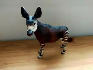 Schleich 오카피 동물 피규어