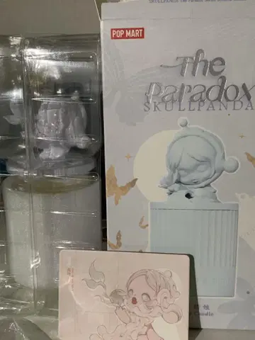 SKULLPANDA The Paradox Series Candle