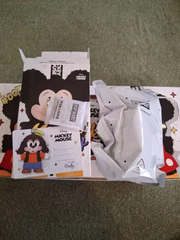 [ 미개봉 ] 구피 Mickey Family 봉제 인형 펜던트 새상품