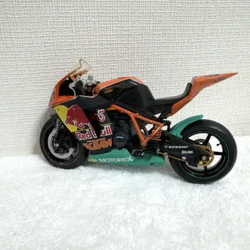 KTM RC8 REDBULL