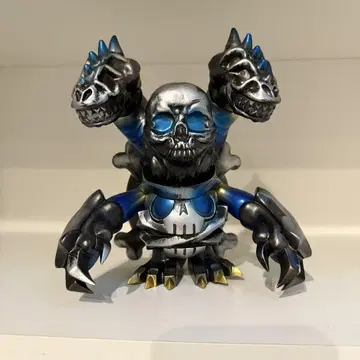 TOUMA One up. 브롯파스 SKUTTLE x DOCROSS