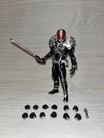 S.H.Figuarts (진골조제법) 가면라이더 파이즈 엑셀 폼